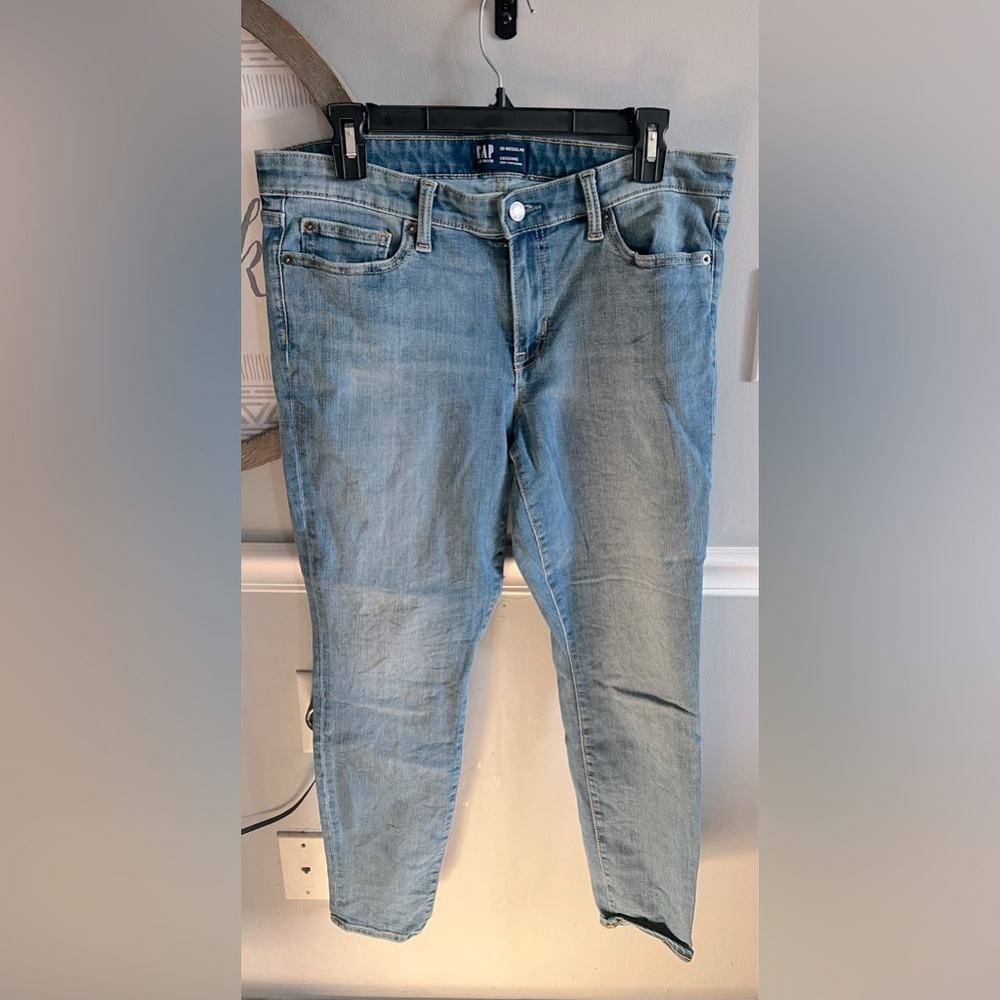 Gap skinny jeans